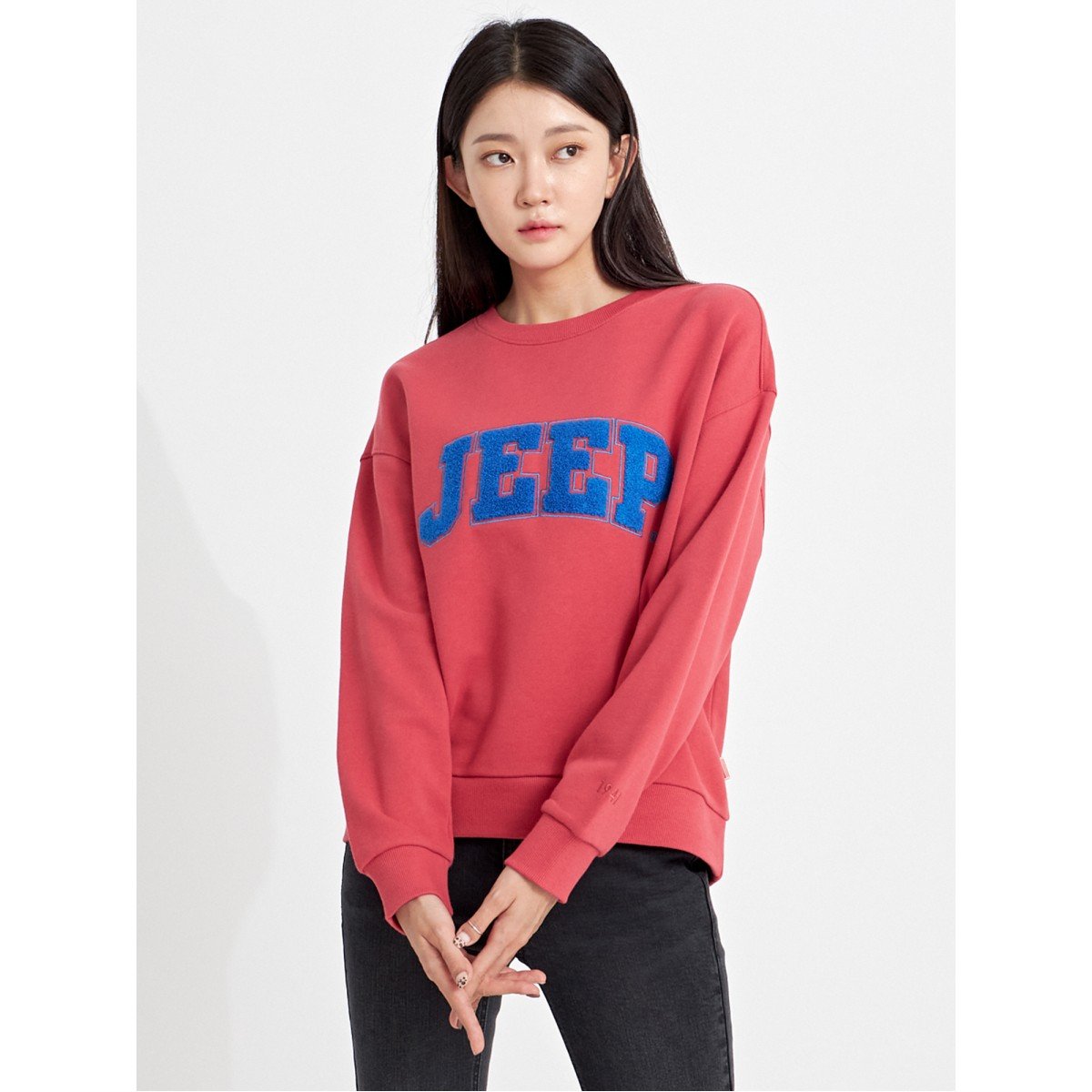 割引一掃 JEEP(光州新世界)女性ブクロゴマンツーマンTシャツ(JM3TSF839 
